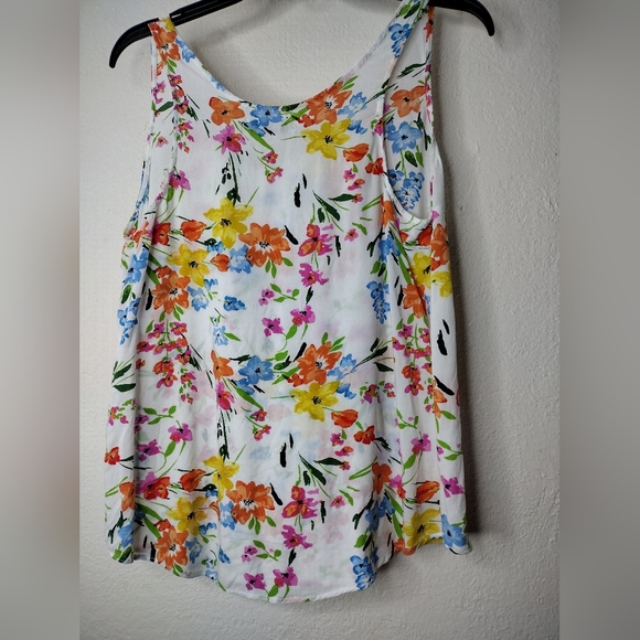 Women's floral old navy sleeveless top - Picture 2 of 3